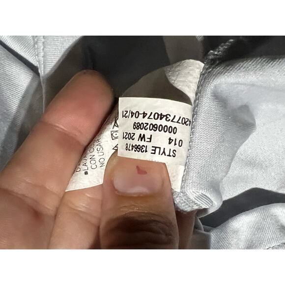 Men's Grey and Orange Under Armour T-Shirt – Good Condition - Picture 10 of 13